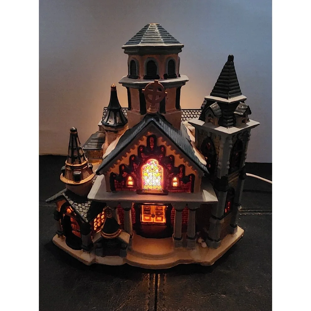 2003 Lemax Needham Community‎ Church Light House